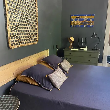 Bed & Breakfast Nuit Au Chateau *