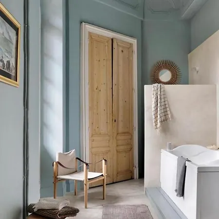 Nuit Au Chateau Lione